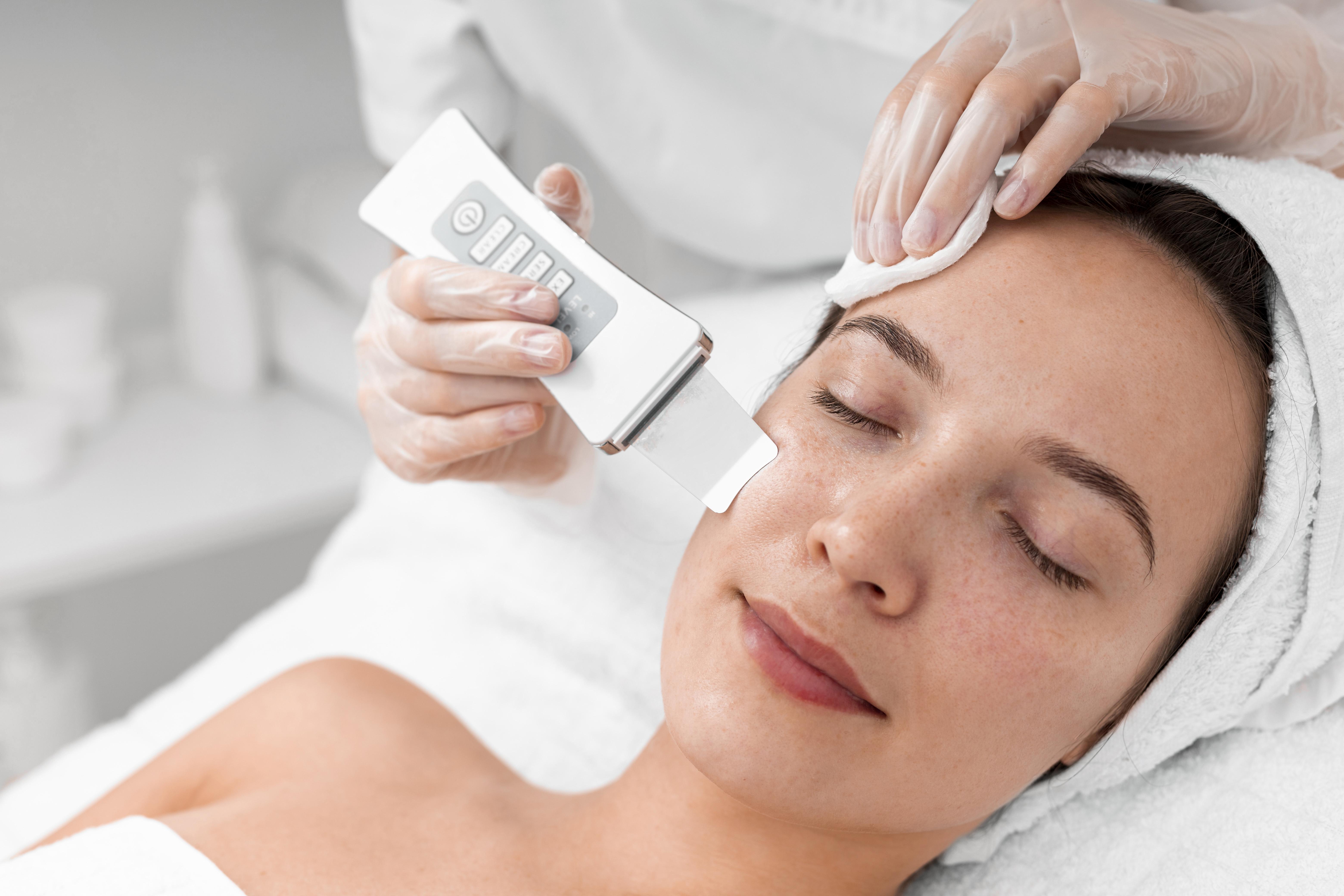 CO2 Laser Treatments: Traditional vs. CoolPeel vs. Helix CO2